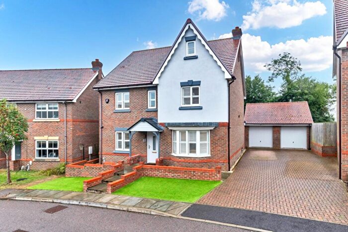 5 Bedroom Detached House For Sale In Longmead, Buntingford, SG9