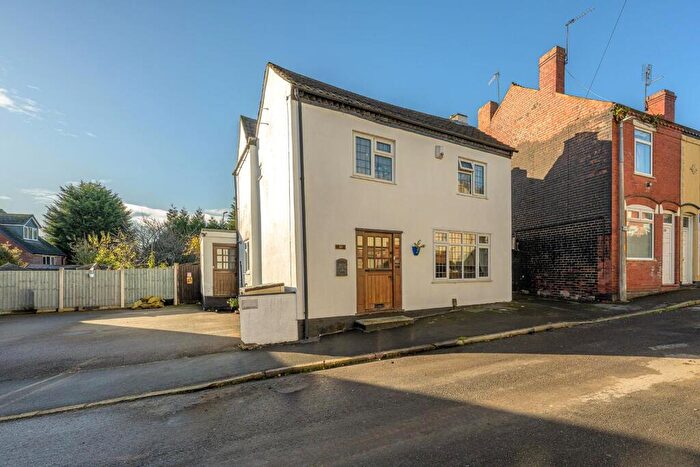 3 Bedroom Detached House For Sale In Brick Kiln Street, Quarry Bank, Brierley Hill, DY5