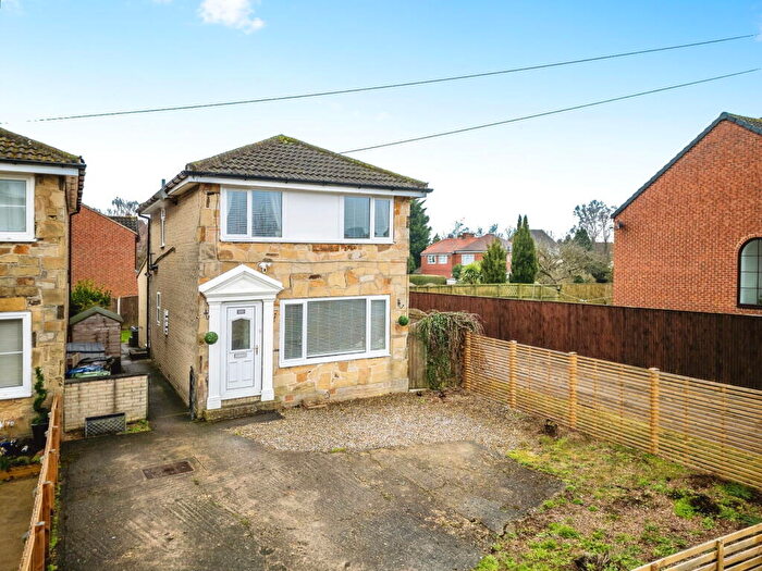 3 Bedroom Detached House For Sale In Weeland Road, Eggborough, DN14