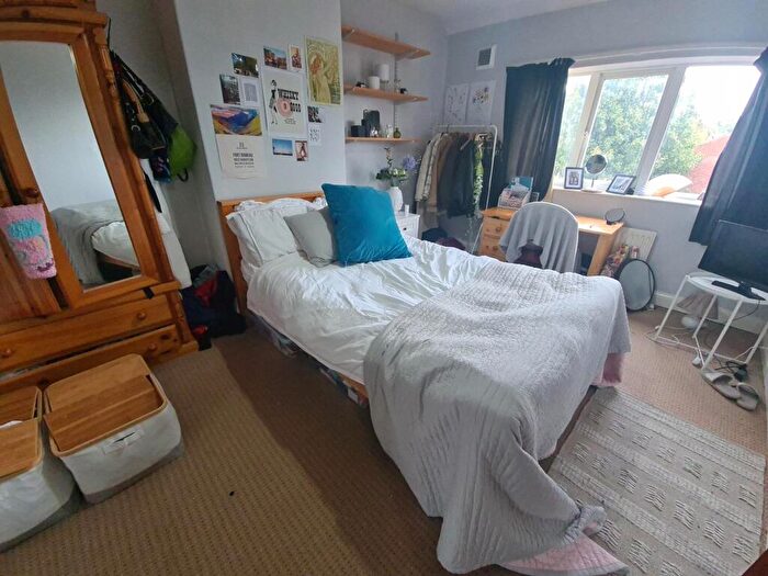 5 Bedroom House To Rent In Newport View, Leeds, LS6
