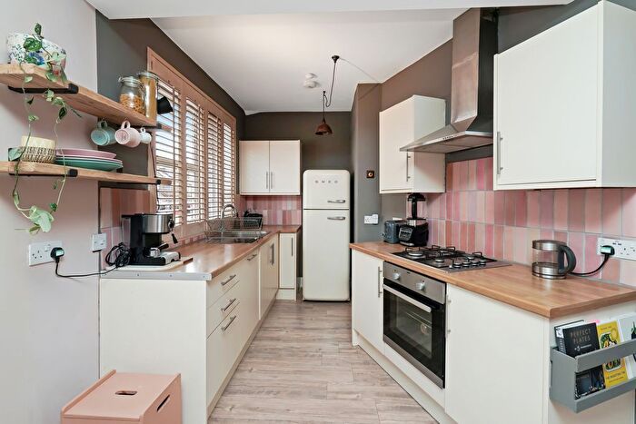 1 Bedroom Flat For Sale In Great Junction Street, Leith, Edinburgh, EH6
