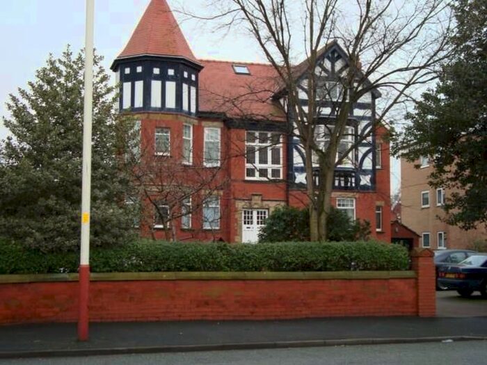 2 Bedroom Flat To Rent In Cambridge Road, Southport, PR9