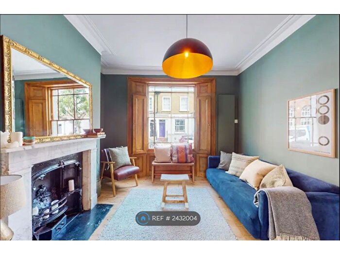 4 Bedroom Terraced House To Rent In Gladstone Street, London, SE1