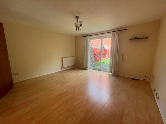 2 Bedroom End Of Terrace House To Rent In Norton Street, Grantham, NG31