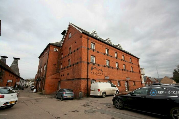 1 Bedroom Flat To Rent In Southmill Road, Bishop's Stortford, CM23