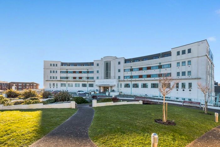 1 Bedroom Apartment To Rent In Longridge Avenue, Saltdean, BN2