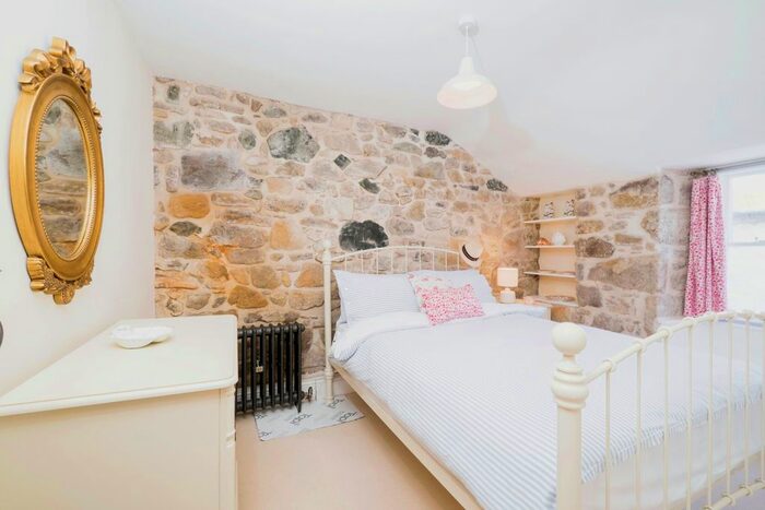 3 Bedroom End Of Terrace House For Sale In Back Road East, St. Ives, TR26