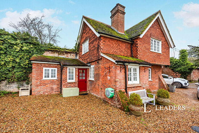 2 Bedroom Semi Detached House To Rent In Clandon Park, West Clandon, GU4