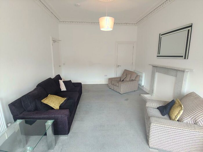 5 Bedroom Flat To Rent In Hillside Street, Hillside, Edinburgh, EH7