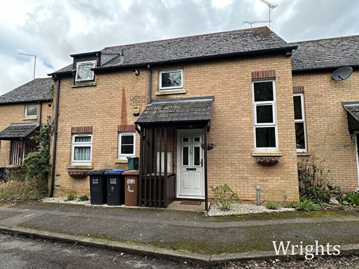 3 Bedroom Terraced House For Sale In Crossbrook, Hatfield, AL10