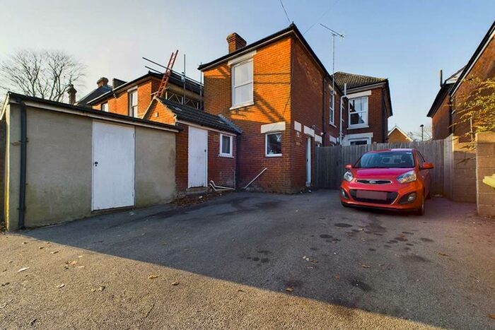 5 Bedroom House To Rent In Gordon Avenue, Southampton, SO14