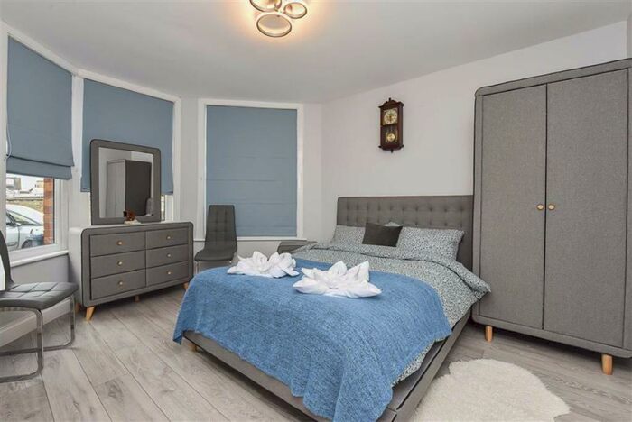1 Bedroom Flat To Rent In Fairholme Road, Harrow, Middlesex, HA1