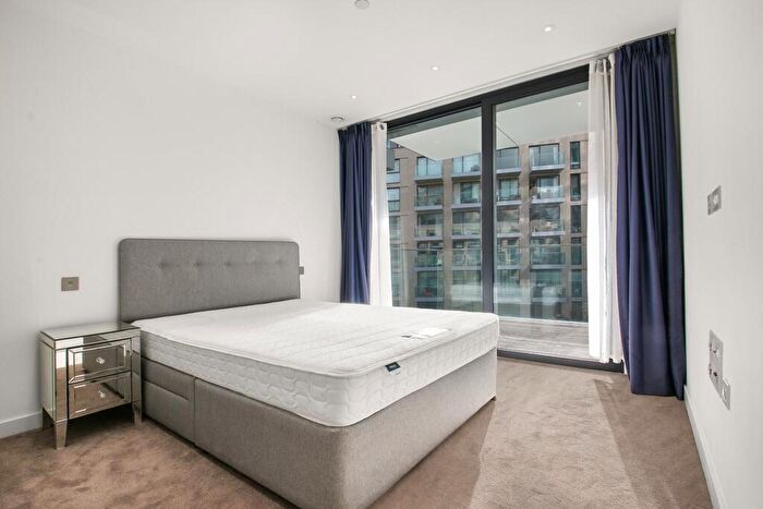 2 Bedroom Apartment To Rent In Meranti House, London, E1