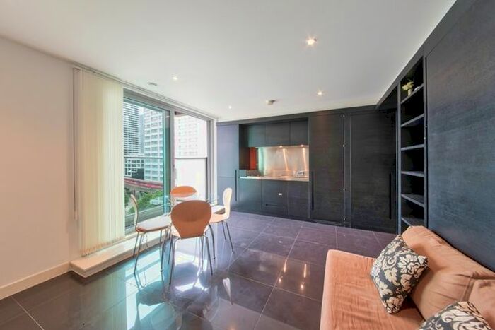 Studio To Rent In West Tower, Pan Peninsula, Canary Wharf, E14