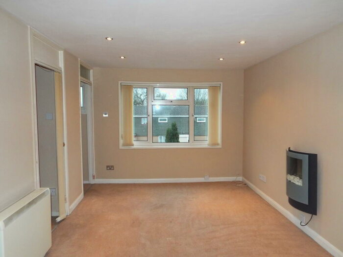 1 Bedroom Flat To Rent In Honeybourne, Tamworth, B77