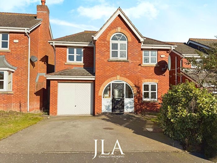 4 Bedroom Detached House To Rent In Shipman Road, Braunstone, Leicester, LE3