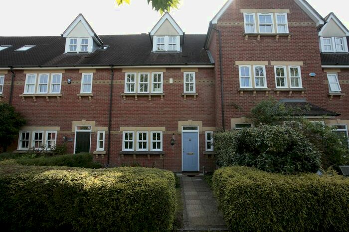 4 Bedroom Terraced House To Rent In Merrivale Square, Oxford, OX2