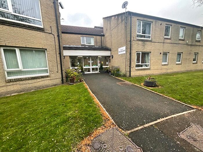 1 Bedroom Flat To Rent In **Over 's Only** One Bedroom, First-Floor Flat, Truncliffe House, Bradford, West Yorkshire, BD5
