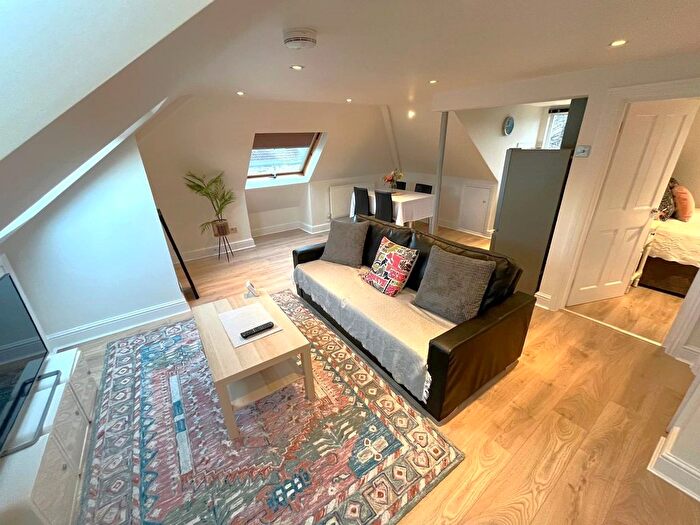 1 Bedroom Flat To Rent In Byron Road, London, W5