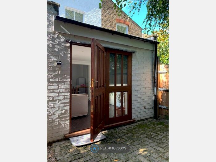 1 Bedroom Flat To Rent In Worple Road, London, SW20