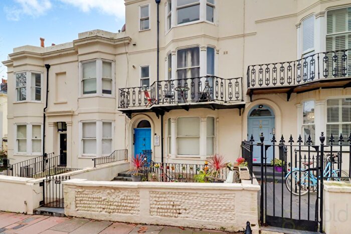 2 Bedroom Maisonette For Sale In Montpelier Road, Brighton, BN1