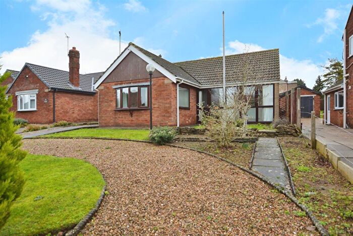 2 Bedroom Detached Bungalow For Sale In Low Street, Winterton, Scunthorpe, DN15