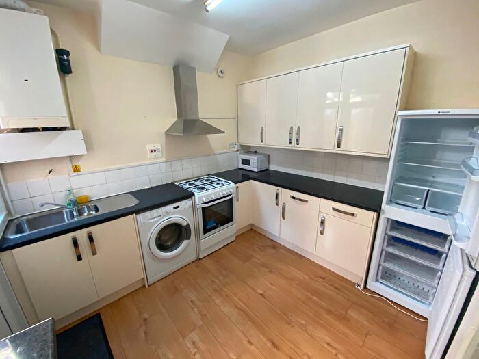 3 Bedroom Terraced House To Rent In Sunningdale Avenue, Barking, IG11