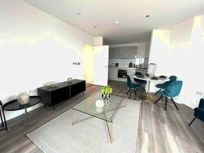 2 Bedroom Flat To Rent In Ashwell House, Merrick Road, Southall, UB2