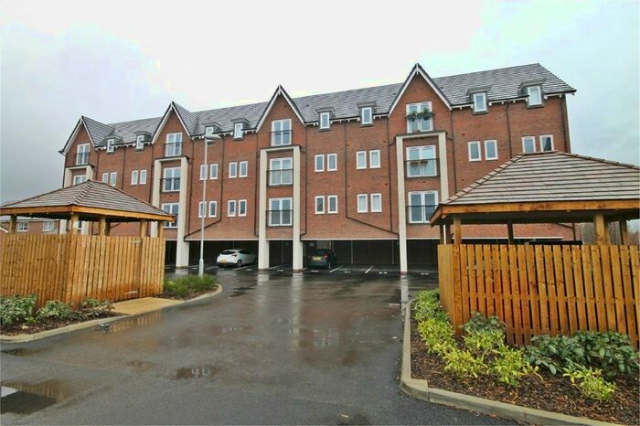 2 Bedroom Flat To Rent In Graceville Court, Rose Creek Gardens, Great Sankey, Warrington, WA5