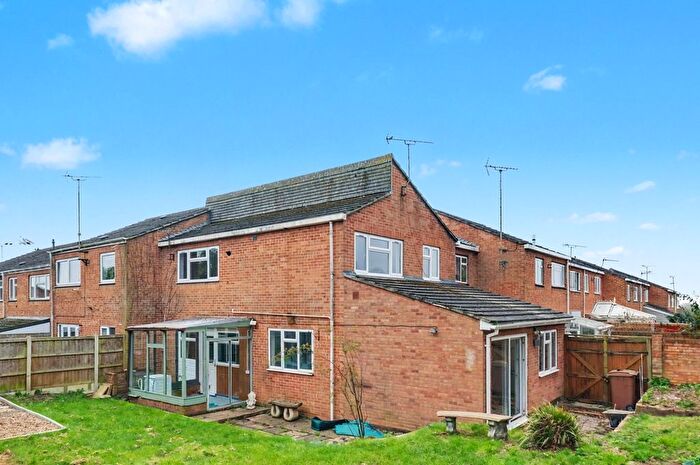 3 Bedroom Terraced House For Sale In Jubilee Rise, Danbury, Chelmsford, CM3