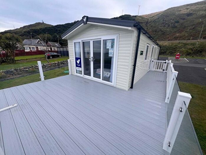 2 Bedroom Mobile/park Home For Sale In Lendalfoot, Girvan, KA26