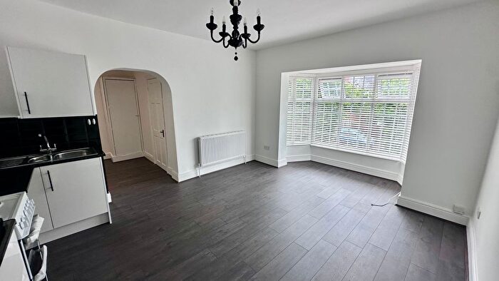 1 Bedroom Flat To Rent In Showell Green Lane, Birmingham, B11