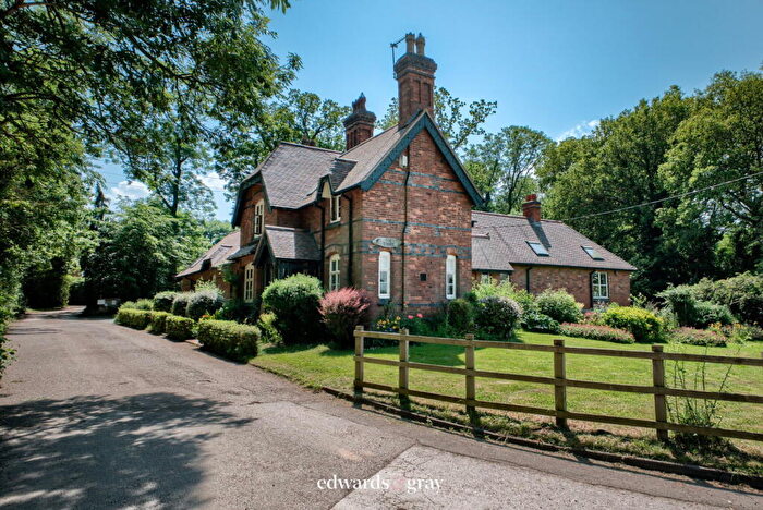 5 Bedroom Detached House For Sale In Nuneaton Road, Over Whitacre, B46