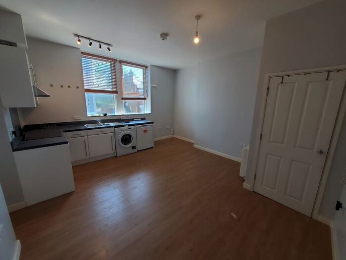 1 Bedroom Flat To Rent In Beckenham Road, Beckenham, BR3