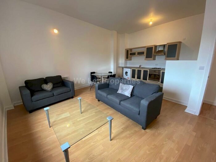 1 Bedroom Flat To Rent In Lincoln Gate, Green Quarter, M4