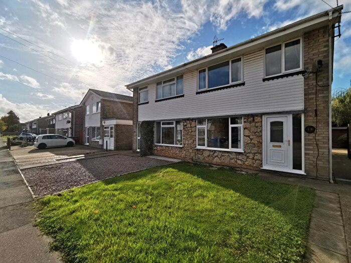 3 Bedroom Semi-Detached House To Rent In Manor Gardens, Boston, Lincolnshire, PE21