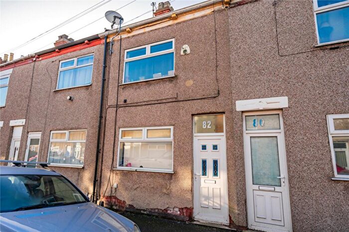 2 Bedroom Terraced House For Sale In Castle Street, Grimsby, Lincolnshire, DN32