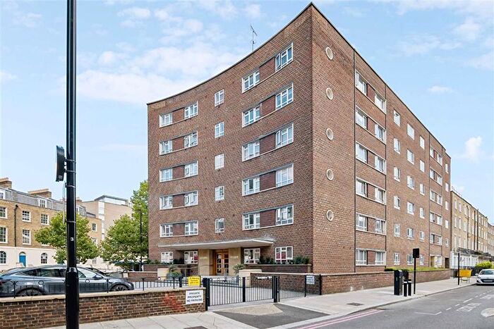 3 Bedroom Flat To Rent In Gloucester Place, London, NW1