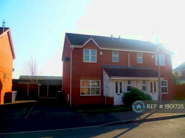 3 Bedroom Semi-Detached House To Rent In Redmans Close, Eccles, Manchester, M30