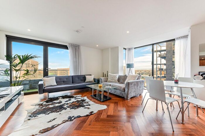 1 Bedroom Flat To Rent In Ambassador Building, Embassy Gardens, London, SW11