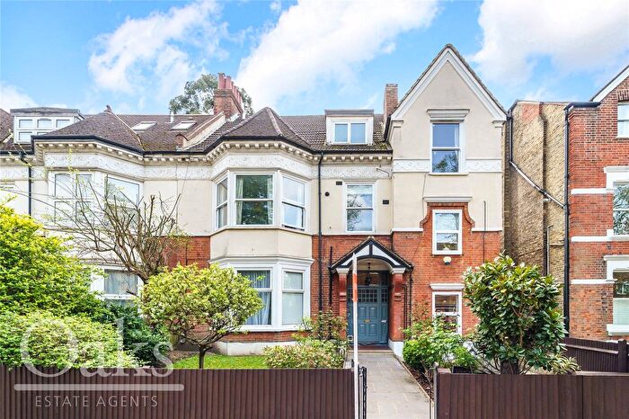 2 Bedroom Flat For Sale In Oakdale Road, Streatham, SW16