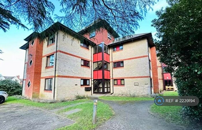 2 Bedroom Flat To Rent In Southcote Road, Reading, RG30