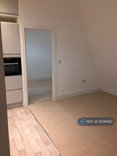 1 Bedroom Flat To Rent In Church Street, Folkestone, CT20