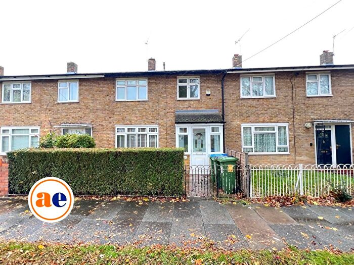 3 Bedroom Terraced House For Sale In Godstow Road, London, SE2