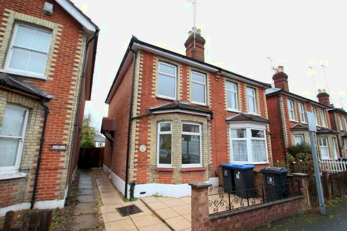 2 Bedroom Semi-Detached House To Rent In Woking, GU21