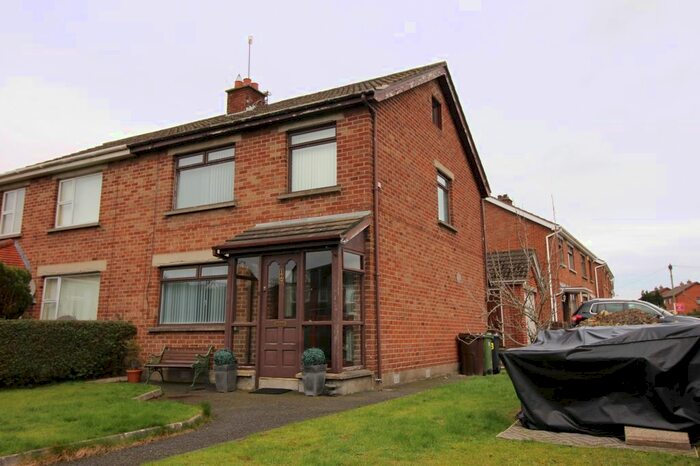3 Bedroom Semi-Detached House For Sale In Ballynahinch Road, Lisburn, County Down, BT27