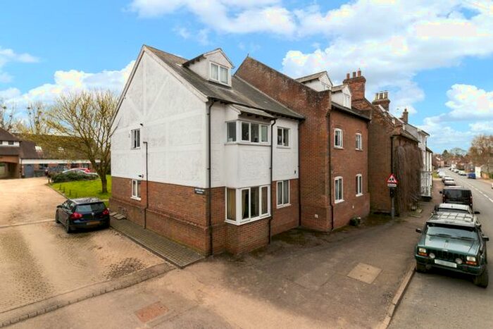 2 Bedroom Flat To Rent In High Street, Barkway, Royston SG8