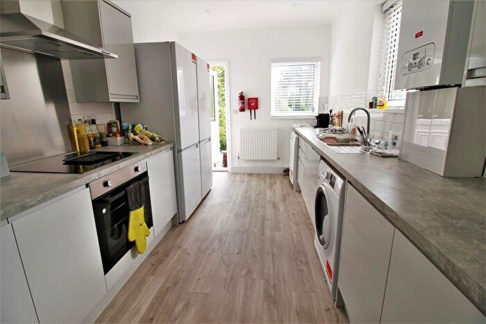 6 Bedroom Maisonette To Rent In Fairfield Road, Jesmond, NE2