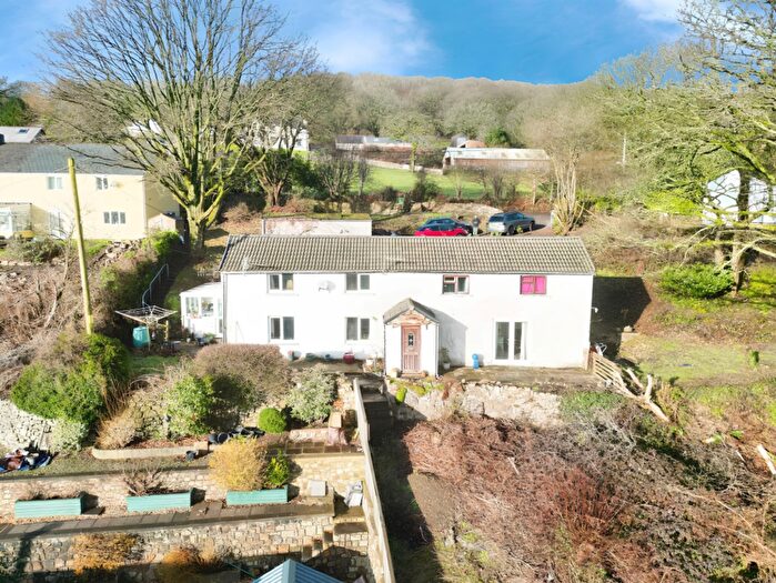 3 Bedroom Detached House For Sale In Lower Stoney Road, Garndiffaith, NP4