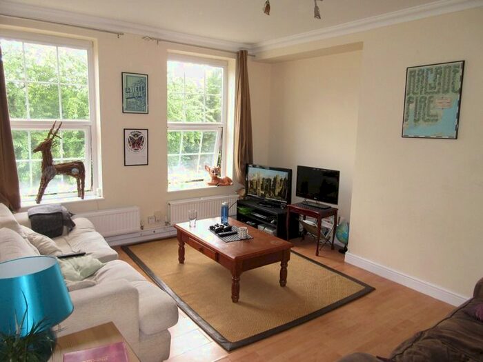 2 Bedroom Flat To Rent In Wedmore Street, London, N19